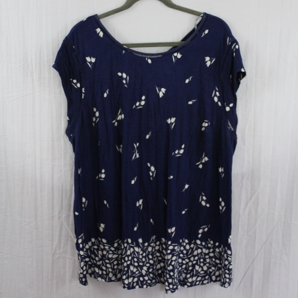 Daniel Rainn Tulip Top 3X